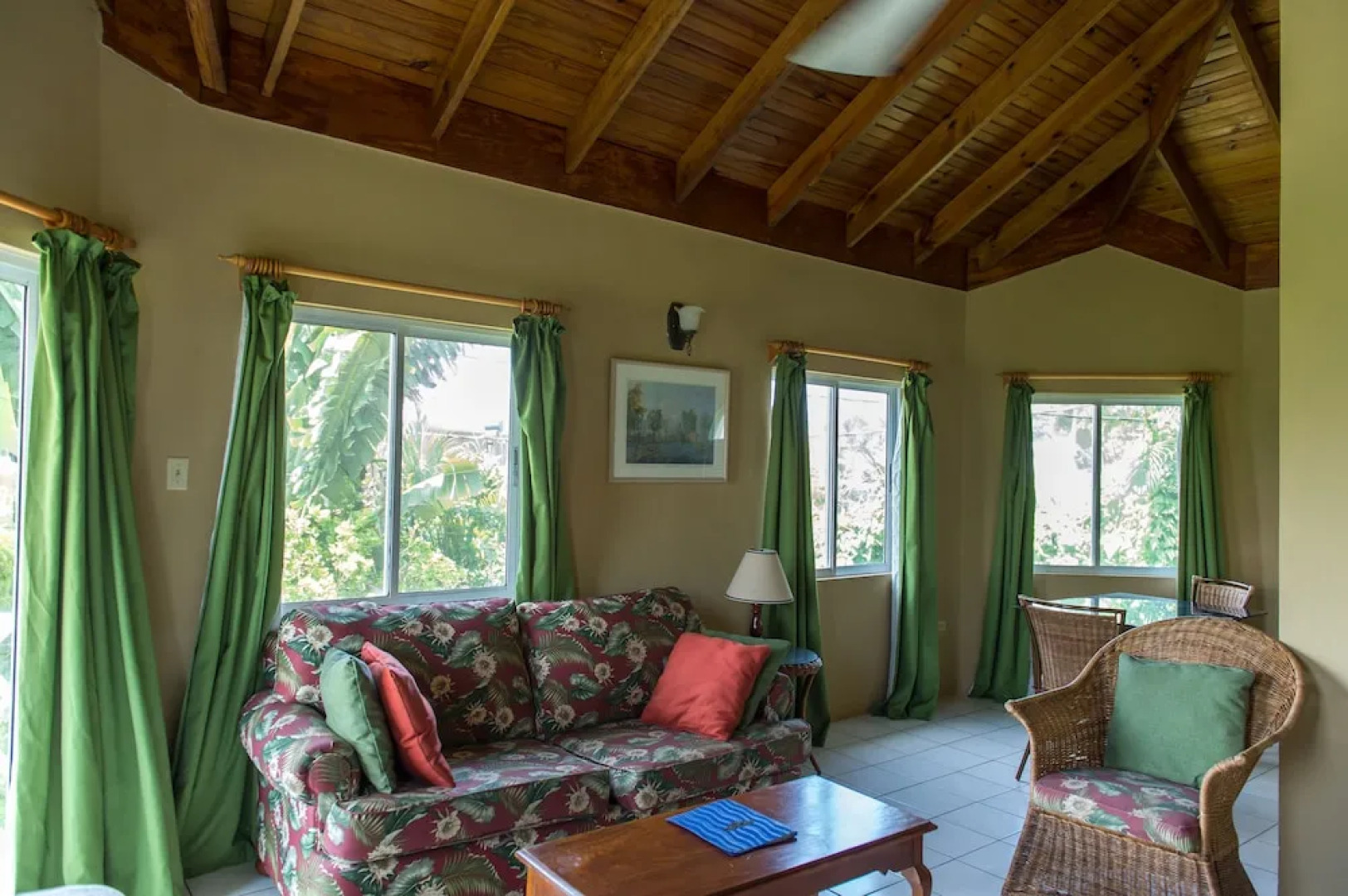 Pipers Cove - Runaway Bay