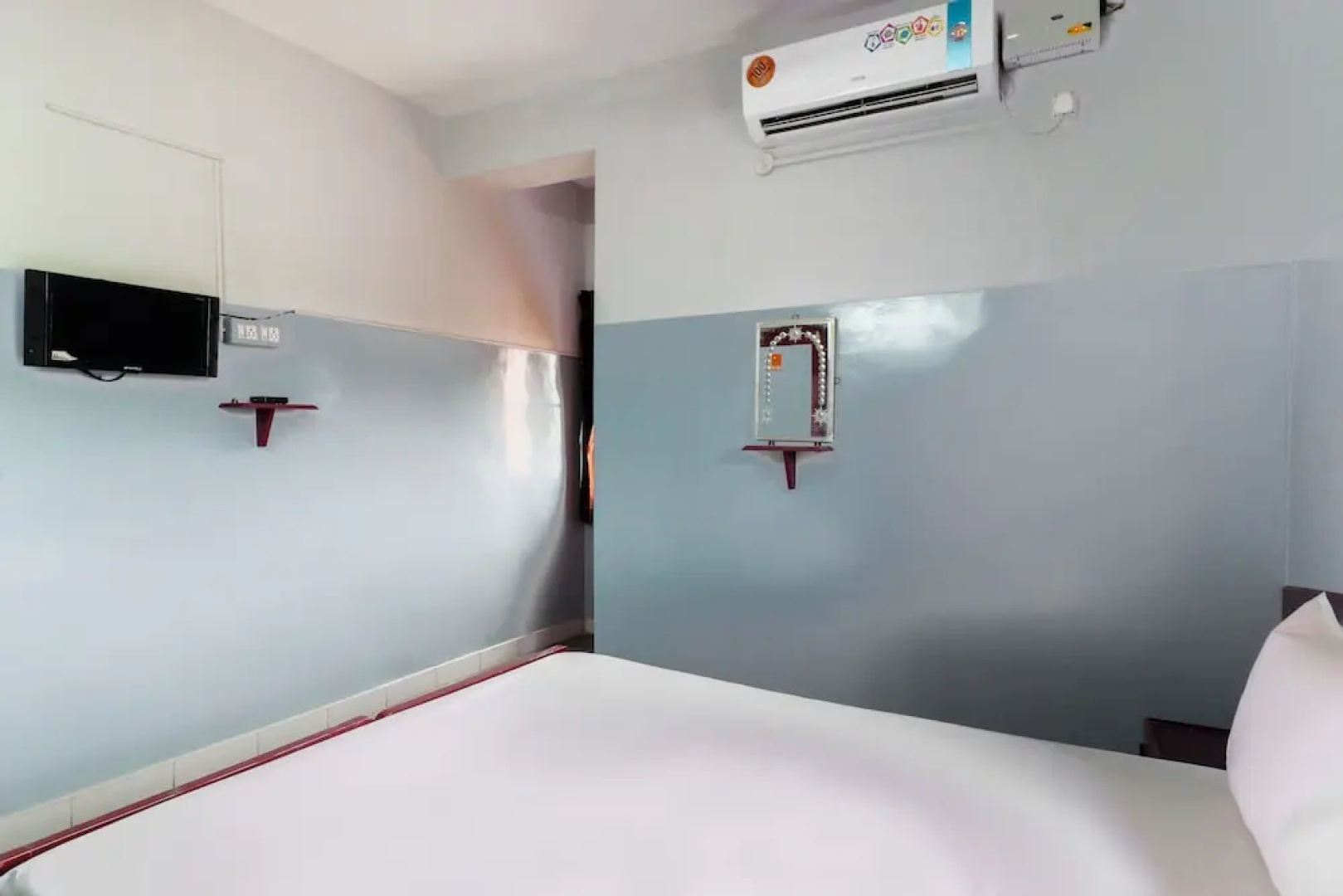 L.R.R. Towers by OYO Rooms