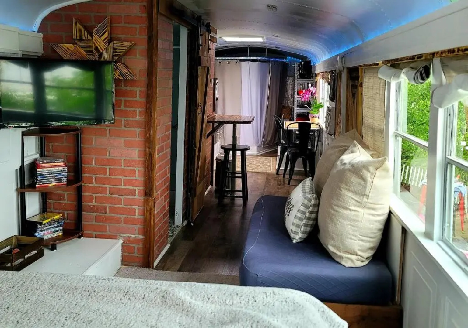 Bruiser Cozy Riverfront School Bus Pet Friendly