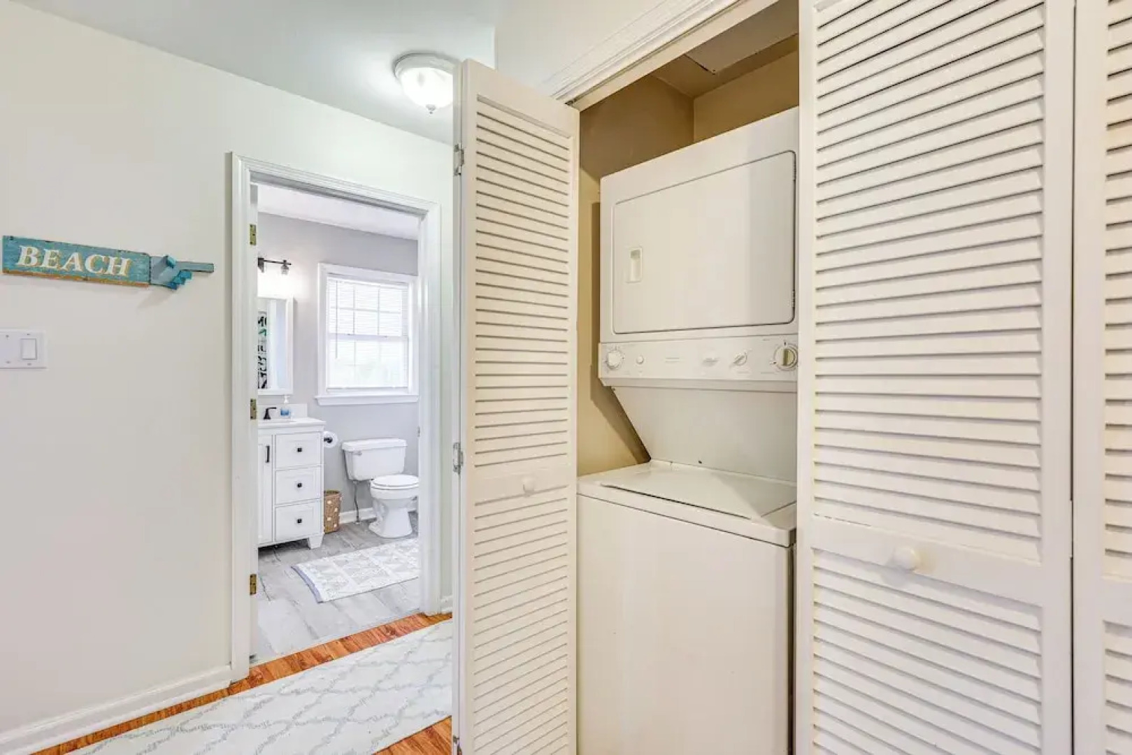 Walk to Beaches: Home w/ Patio in Surf City!