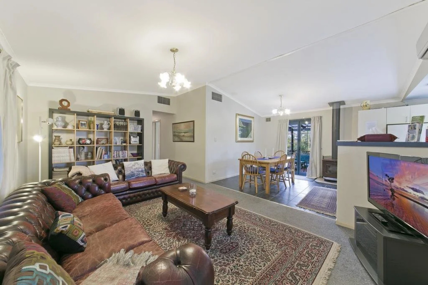 Hillside Country Retreat