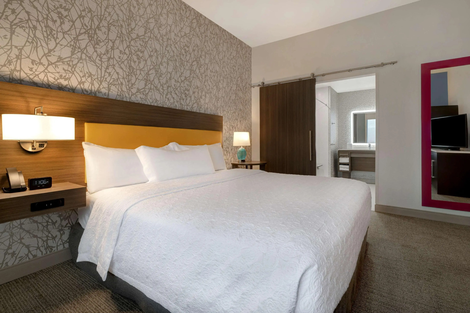 Home2 Suites By Hilton Redding