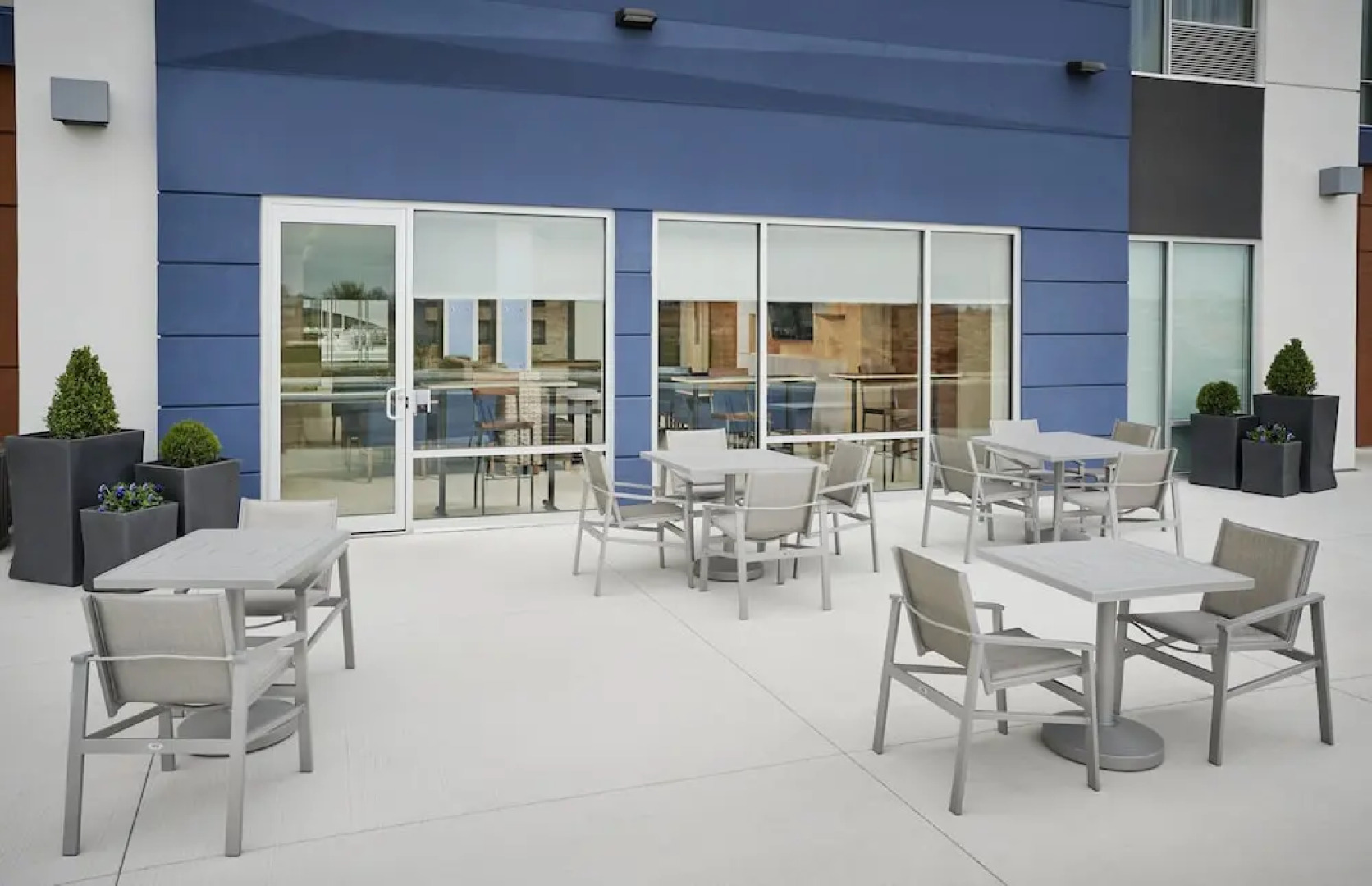 Holiday Inn Express & Suites Windsor East – Lakeshore, by IHG