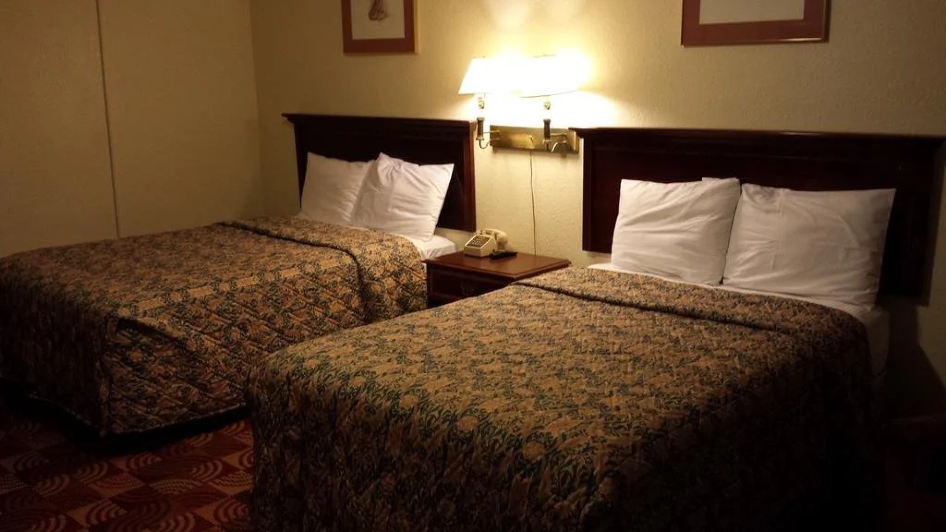 Red Carpet Inn & Suites New Cumberland