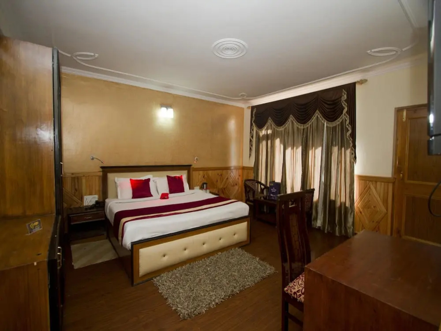 OYO 1638 Hotel A Star Regency