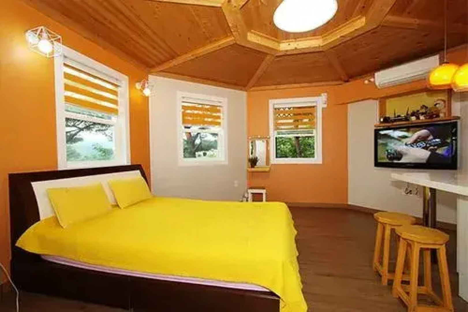 Squirrel And Akorn Pension