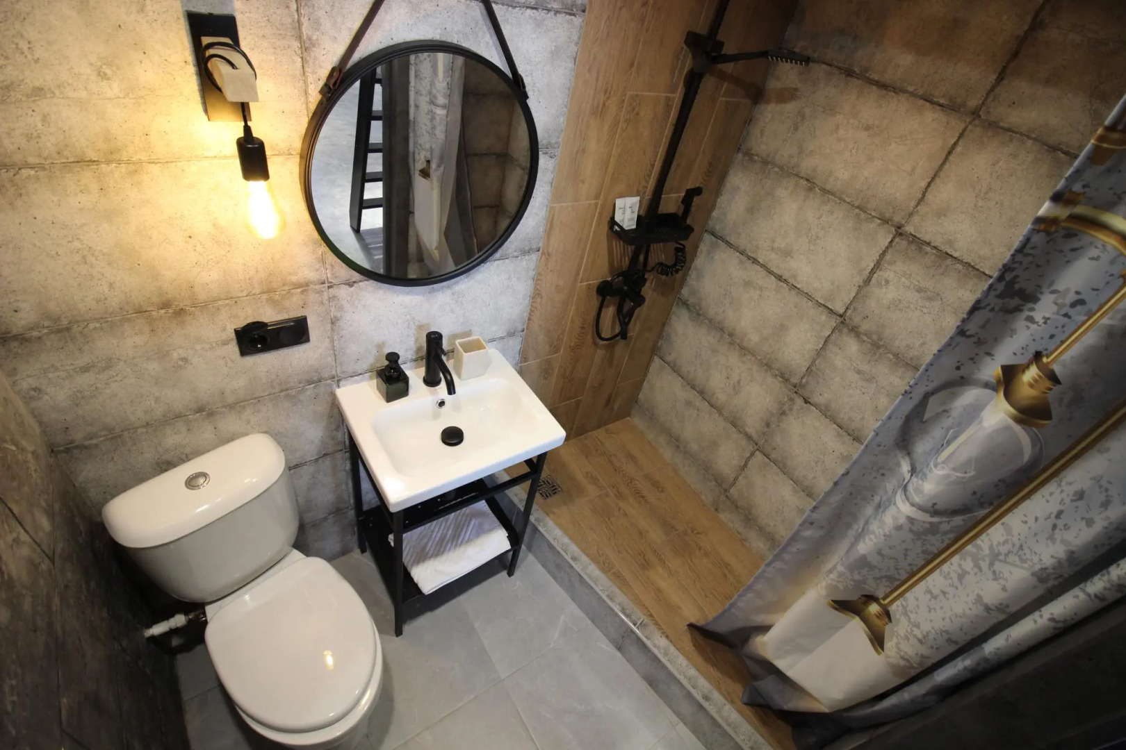 Максимум на улице Григорьева