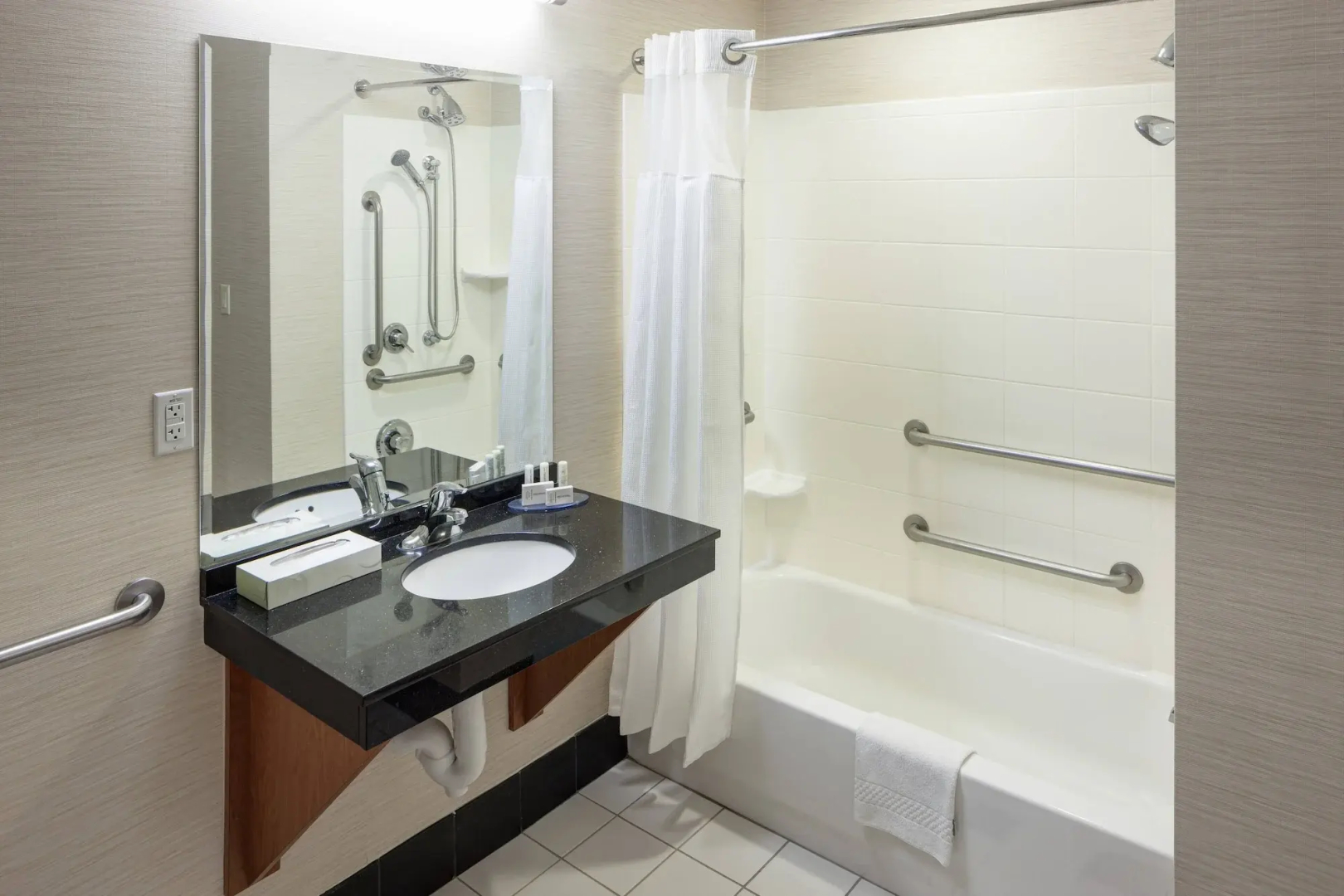 Fairfield Inn & Suites Phoenix Chandler / Fashion Center