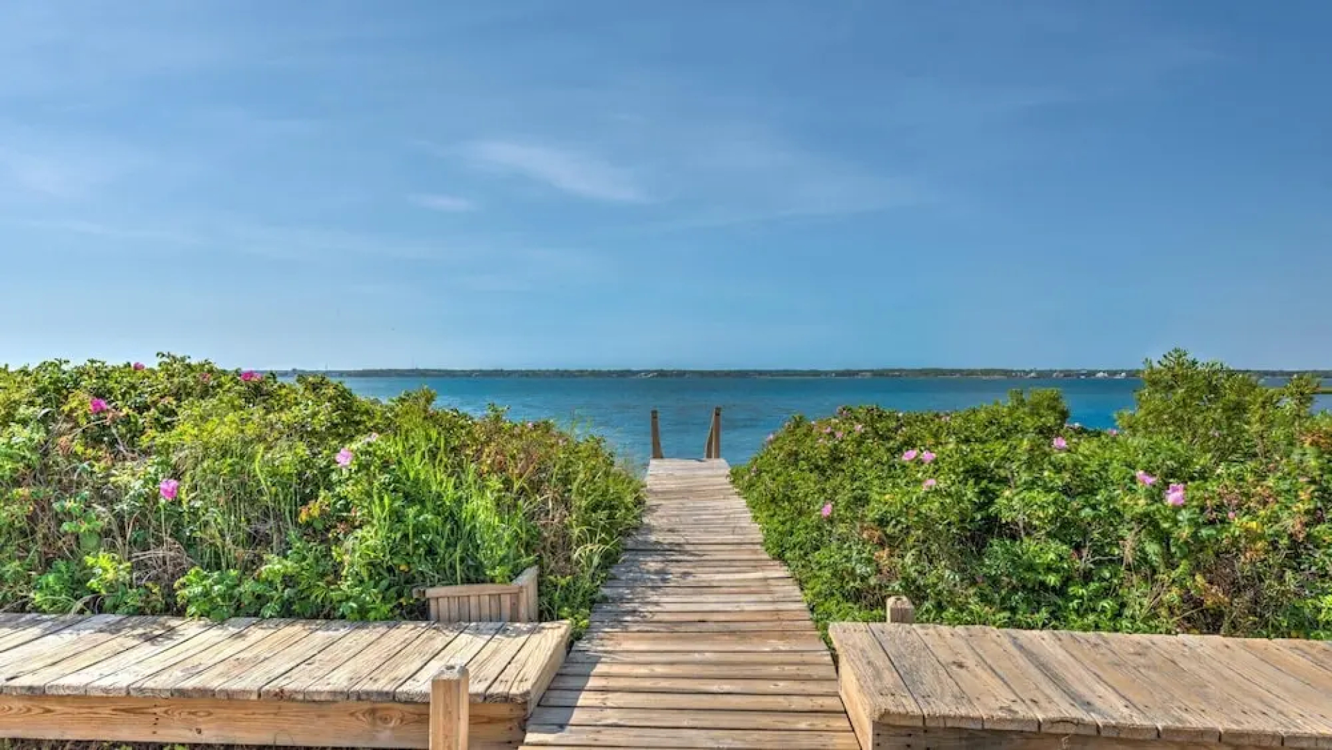 Bungalow 7 - 2br, Waterfront
