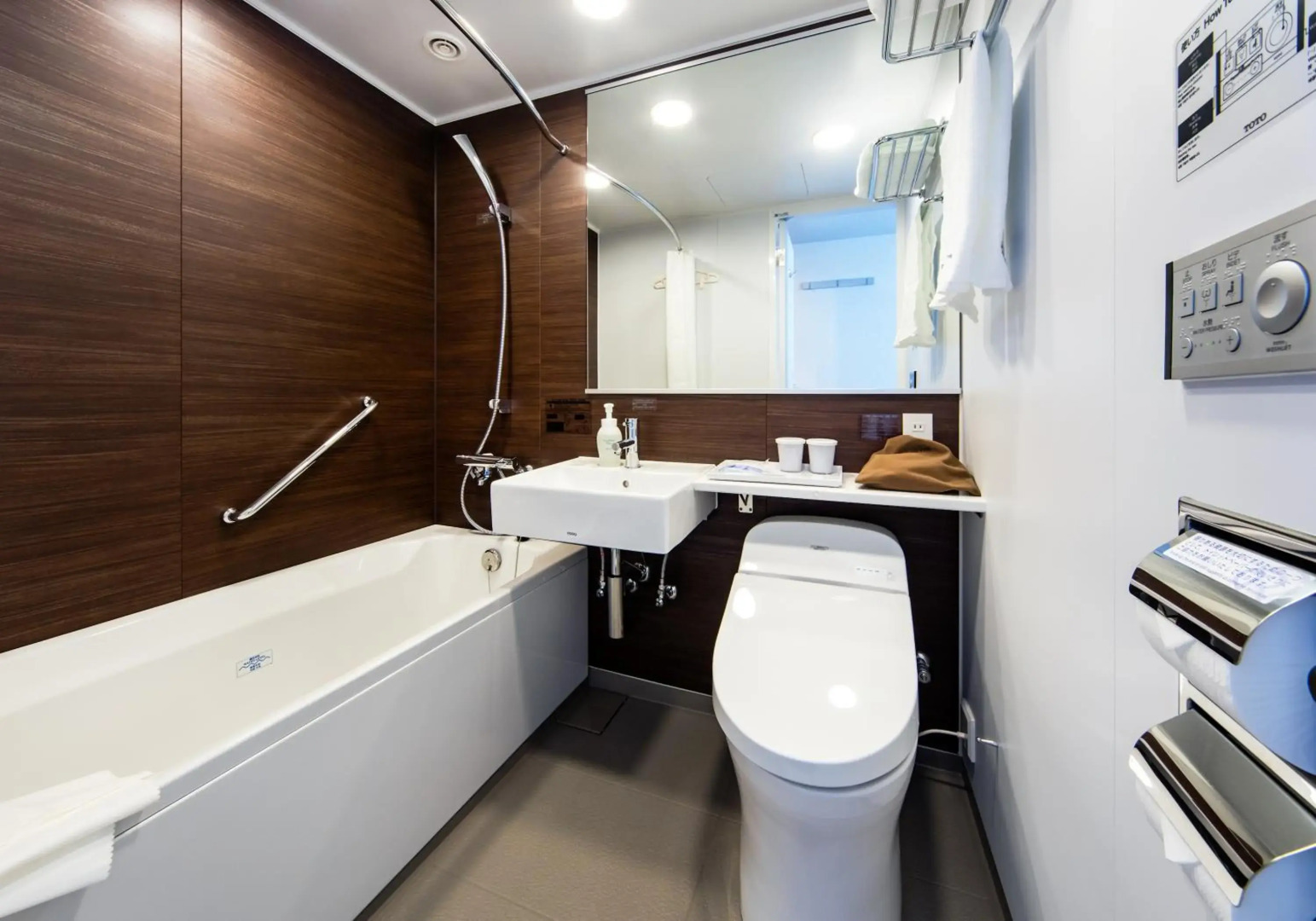 Daiwa Roynet Hotel Tokushima Station