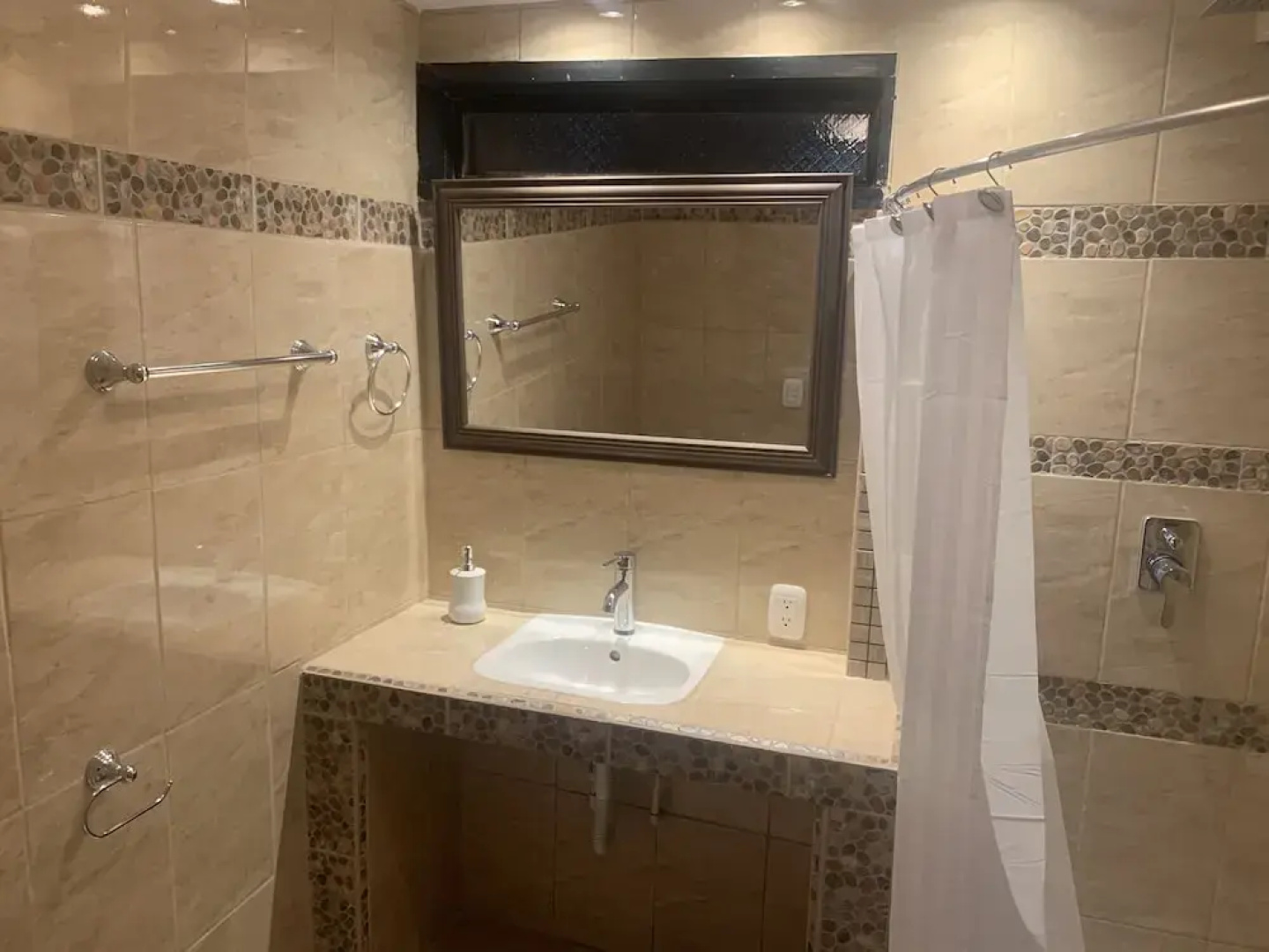 Hotel Bahia Atitlan