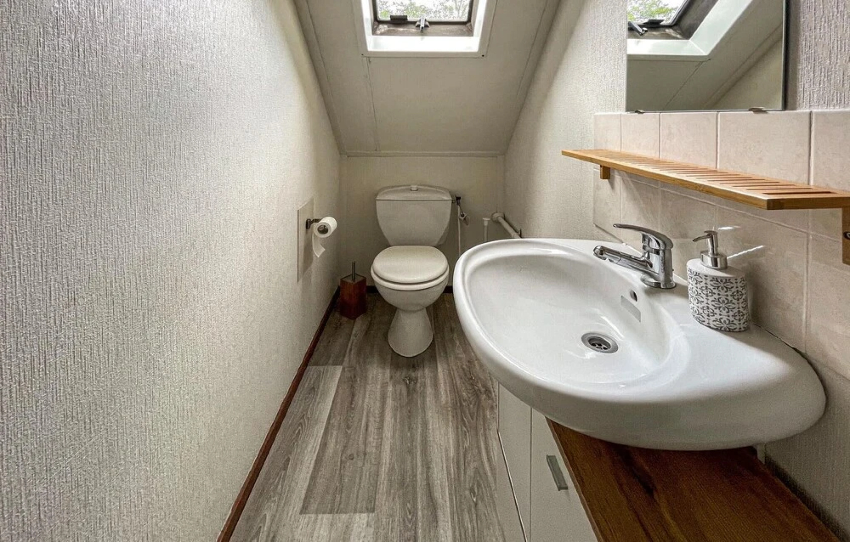 Beautiful Home in Sint Nicolaasga With Wifi and 3 Bedrooms