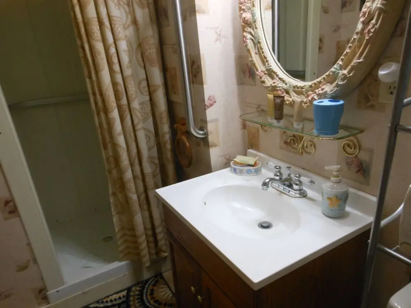 Bear House Bed and Breakfast