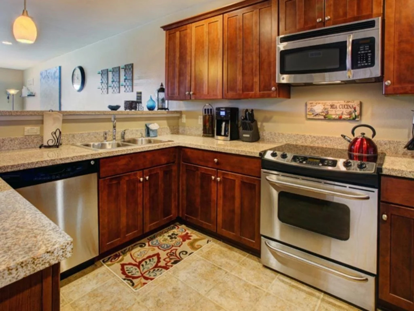 Bridgeport Condo #210