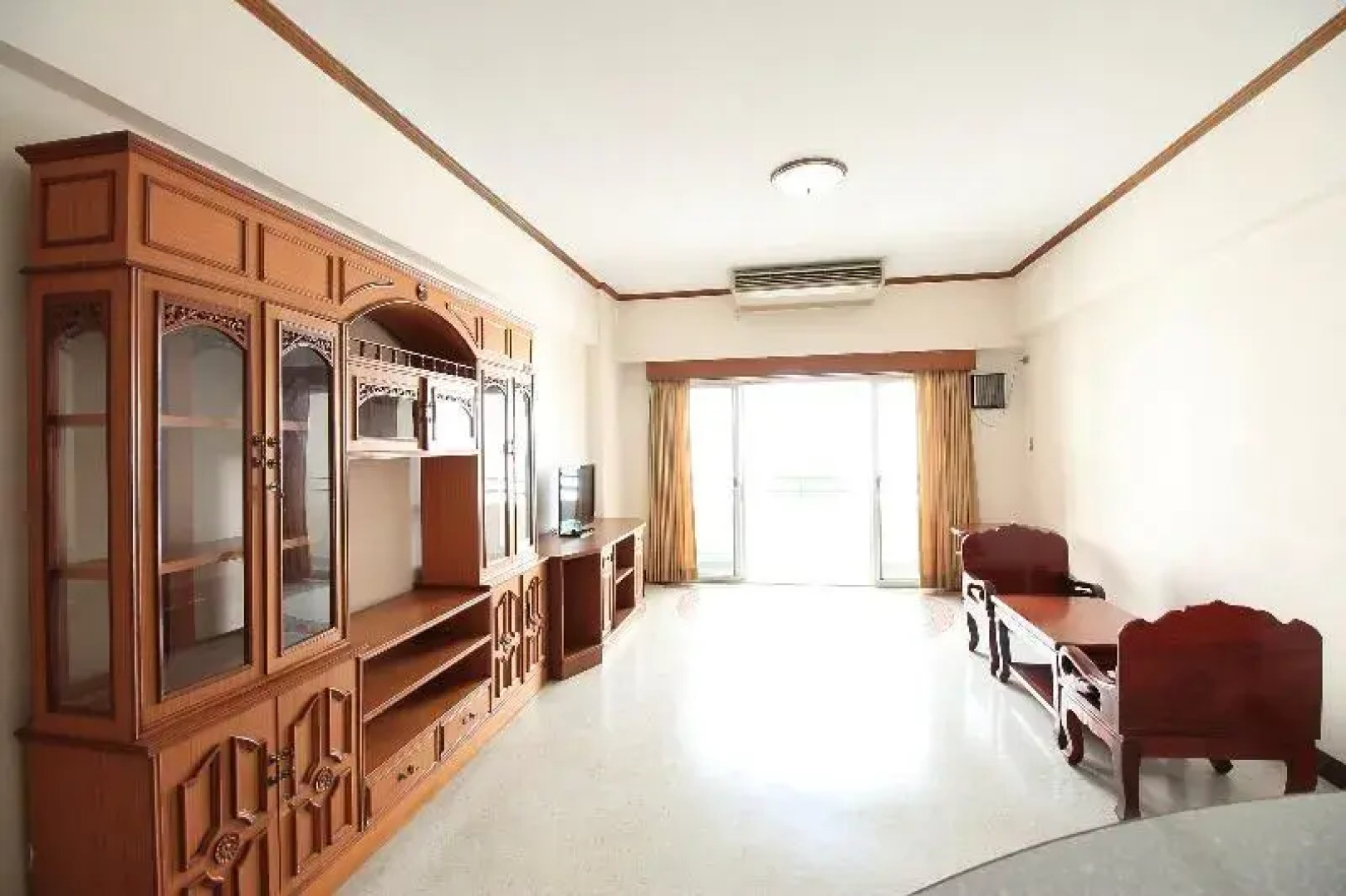 OYO 247 Diamond Place