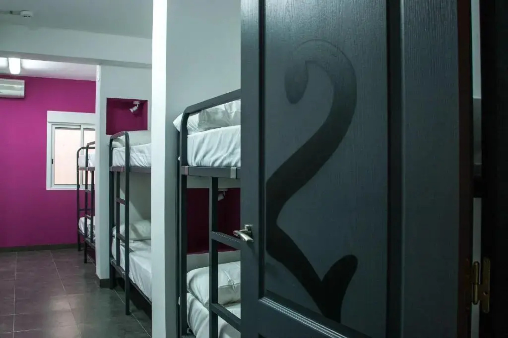 Olé Backpackers Hostel