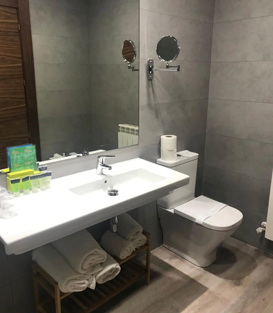 Hotel Silken Rona Dalba