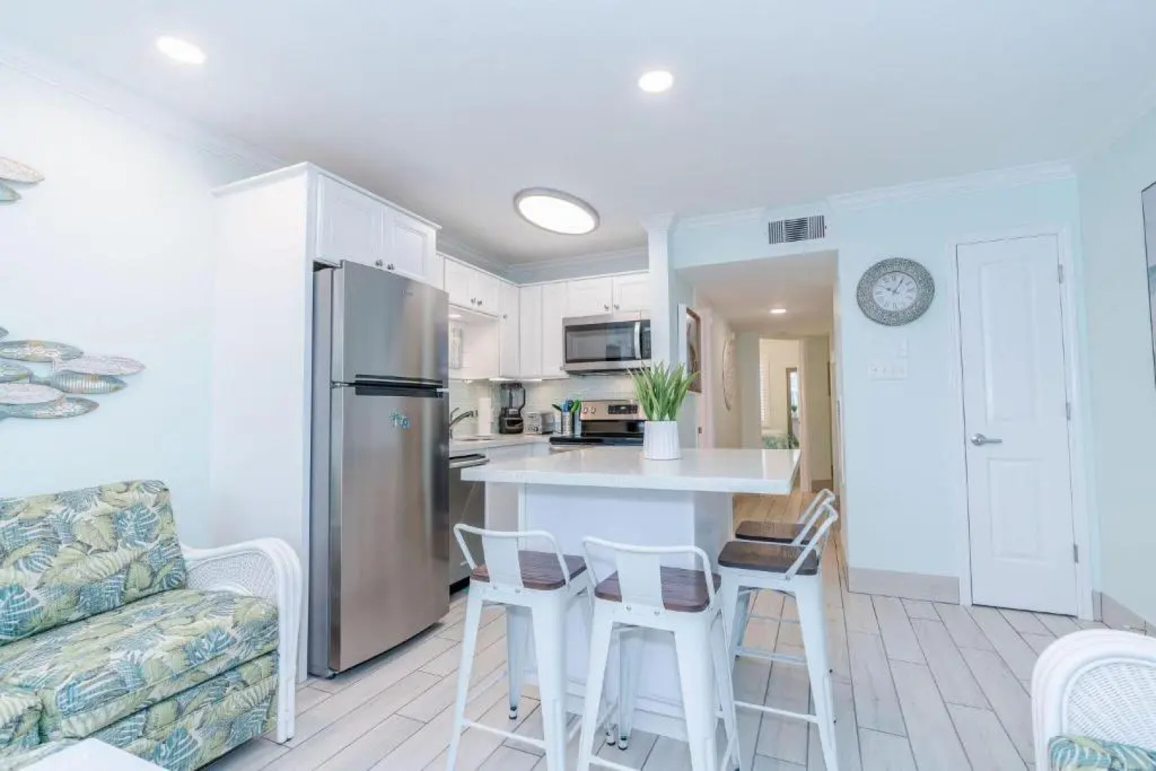 Seascape 2302 Hotel Room