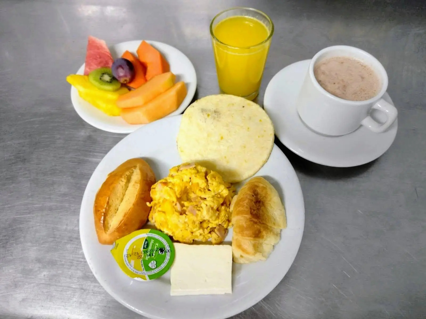 Hotel Plaza Versalles