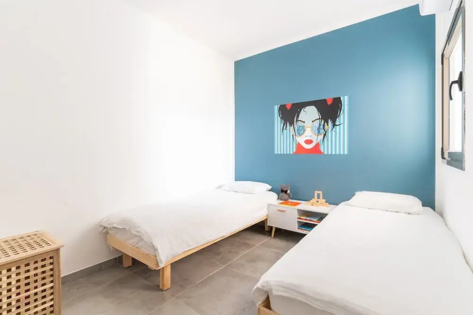 Vibrant Seaside Stay with Balcony by Sea N' Rent