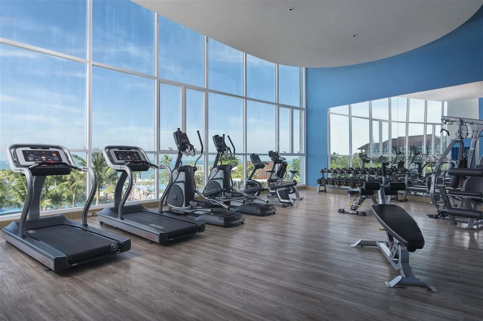 White Sand Beach Residences Pattaya