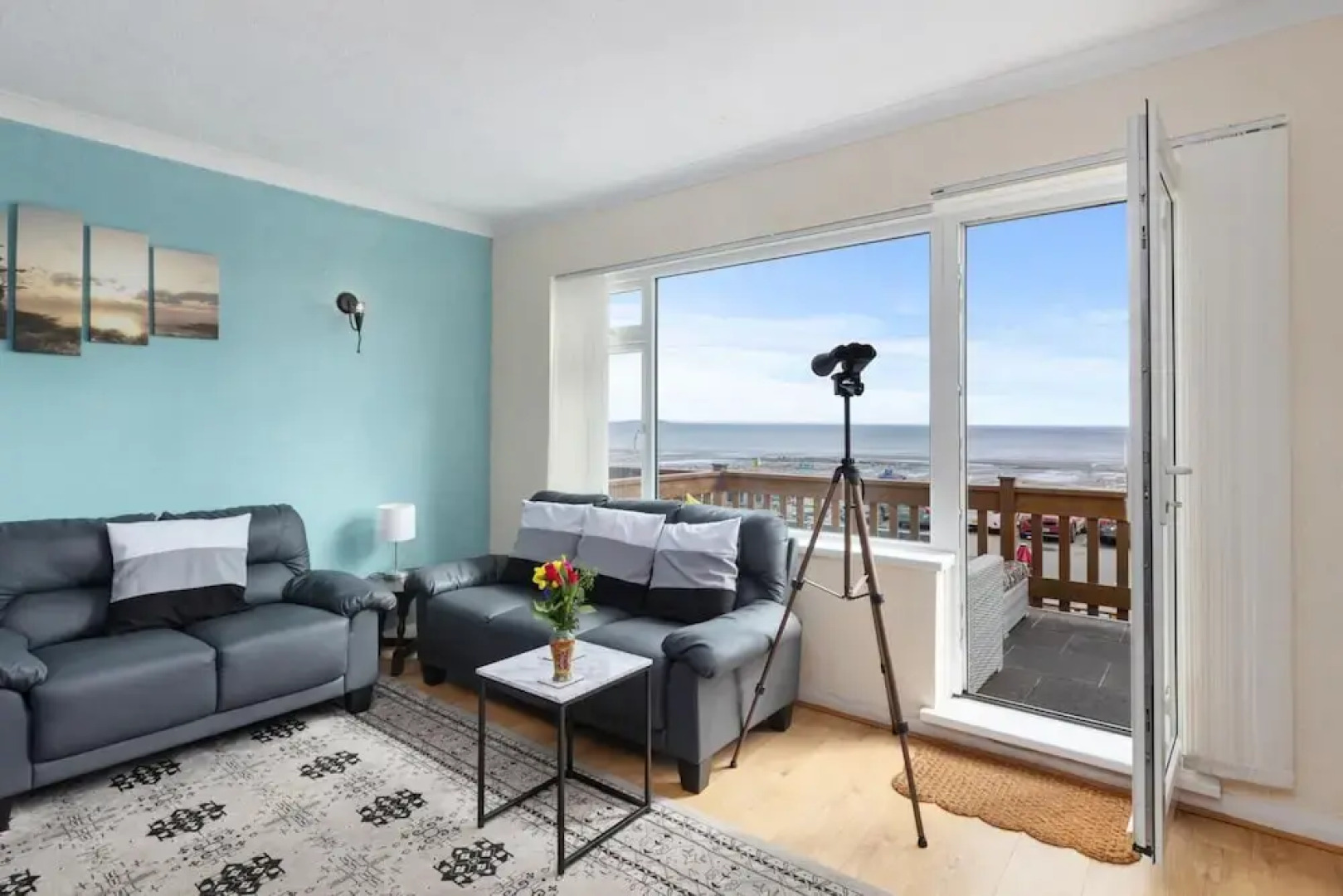 Temple Bar Apartment - Sea Front Views