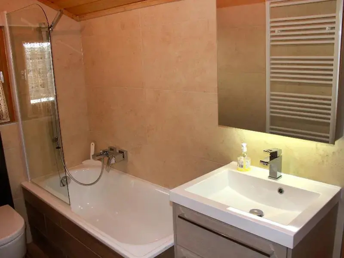 Le Petit Clos Des Rocailles - Three Bedroom