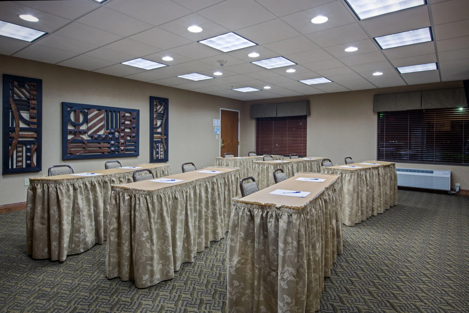 Holiday Inn Express Hotel & Suites Lewisburg by IHG