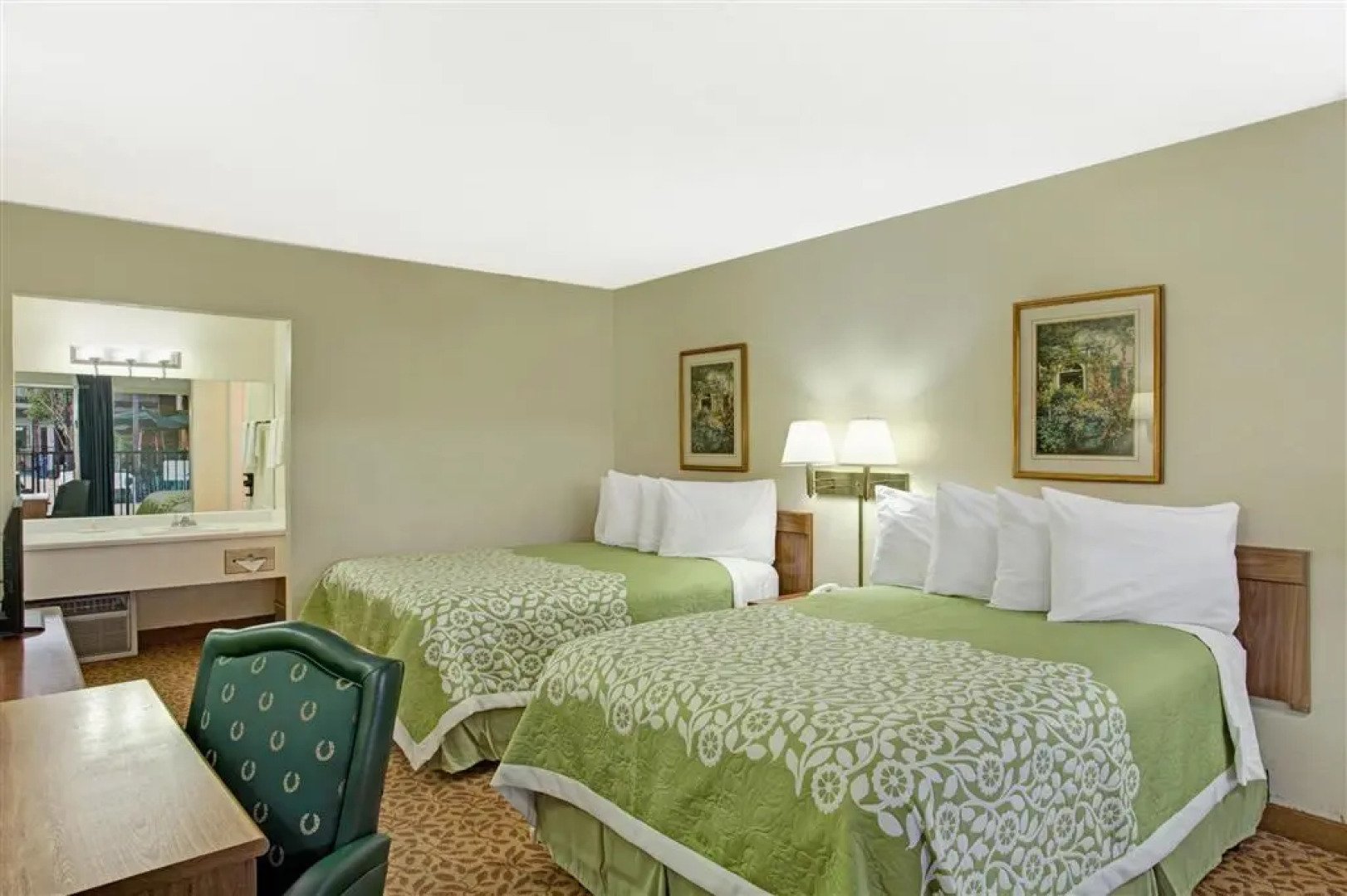 Days Inn by Wyndham Ogden