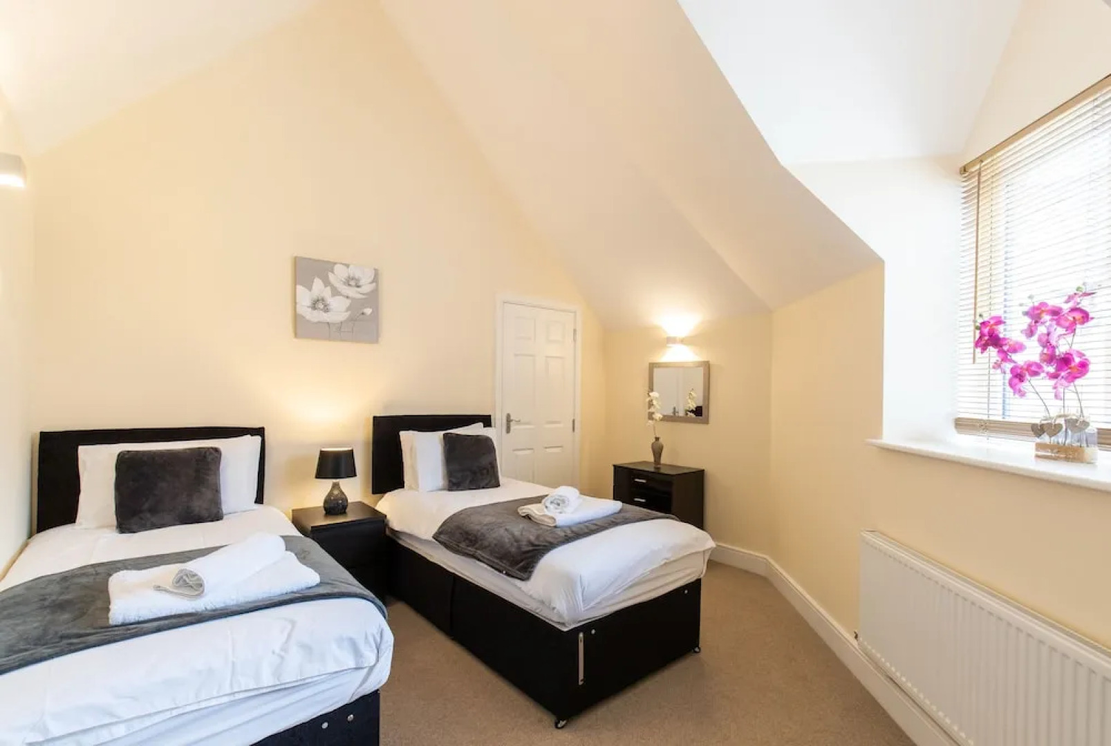 Velvet 2-Bedroom Penthouse Brewery Road