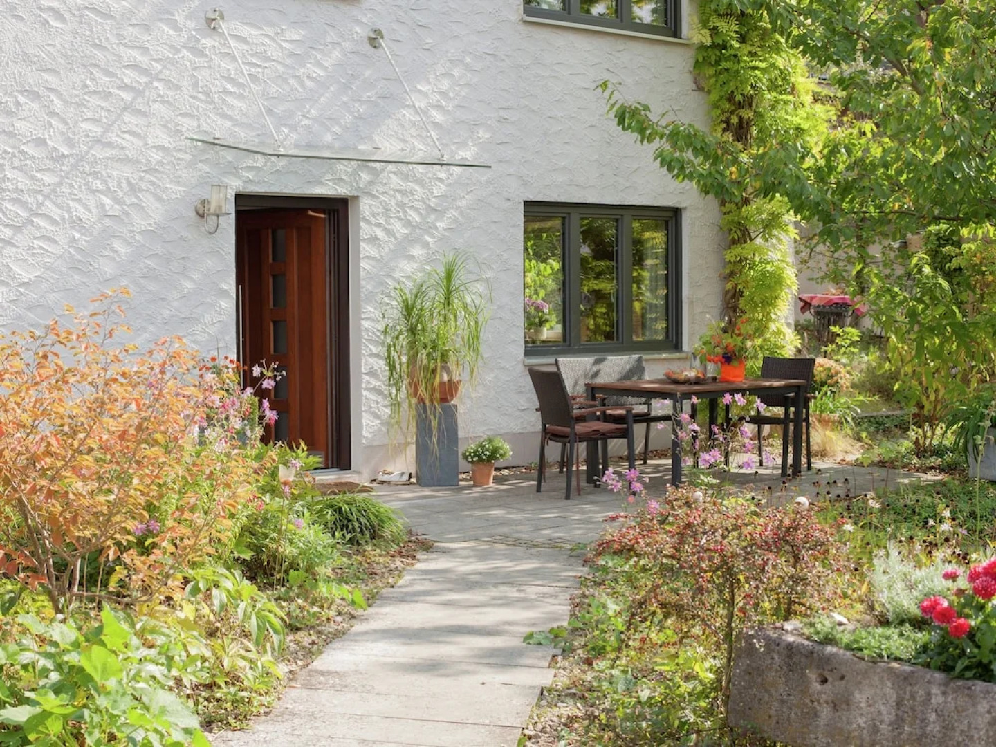 Beautiful Apartment With Private Terrace and a Separate Entrance