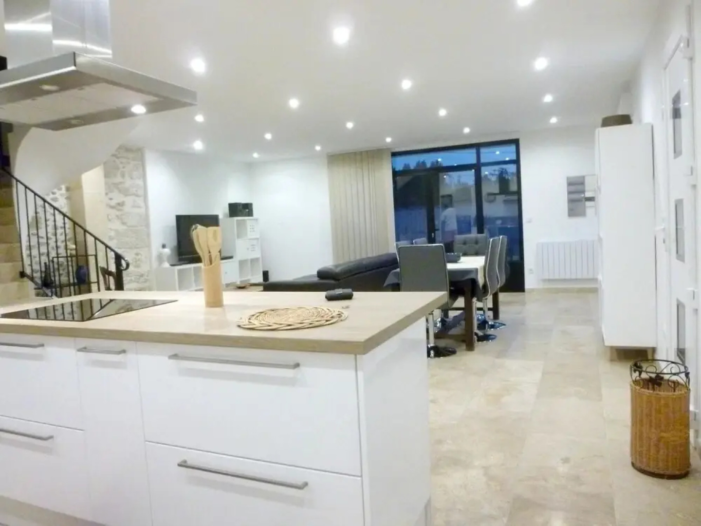 House With 3 Bedrooms in Jonquerettes, With Enclosed Garden and Wifi