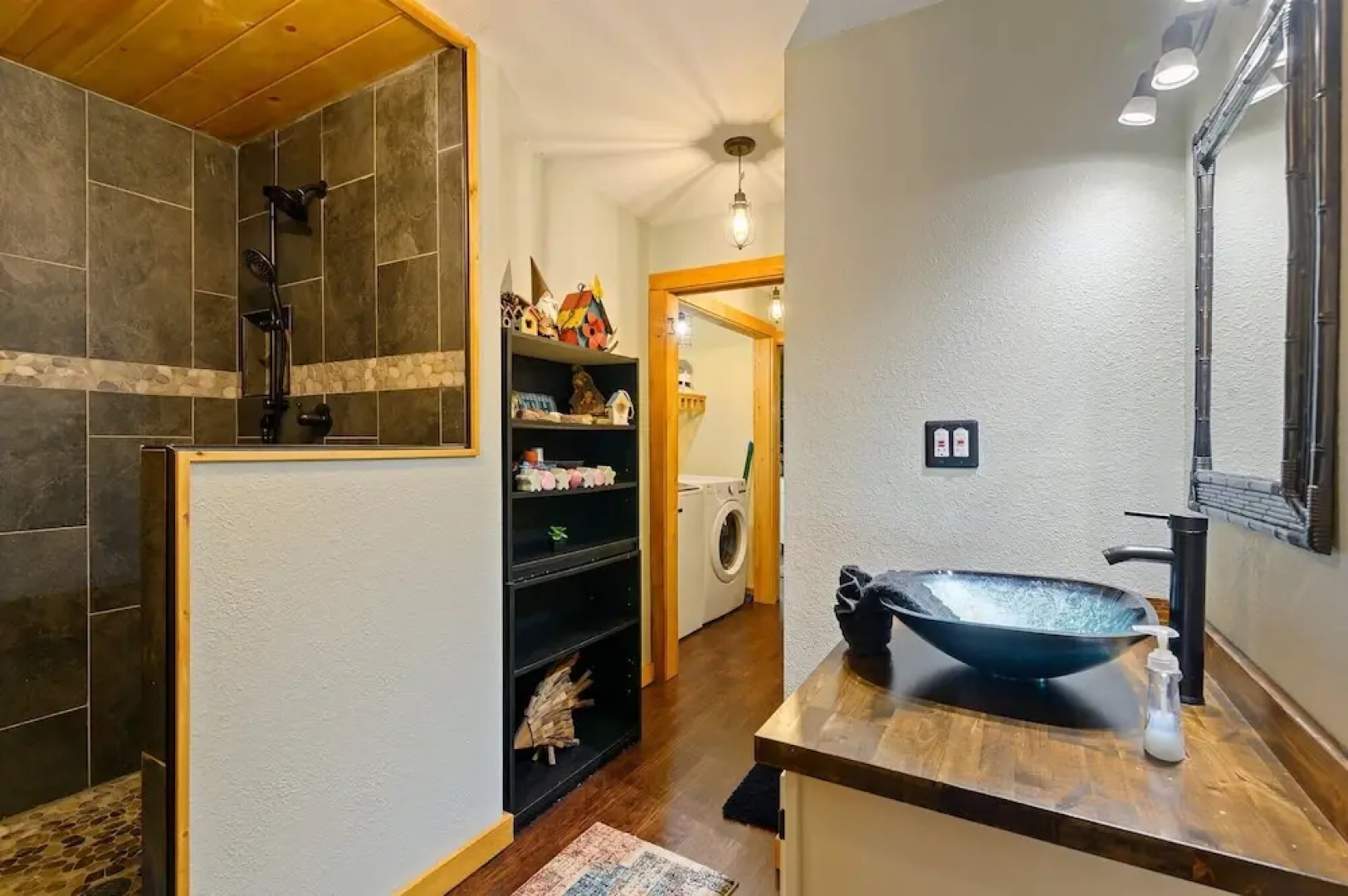 Family Friendly Cottage - Game Room+firepit+smores