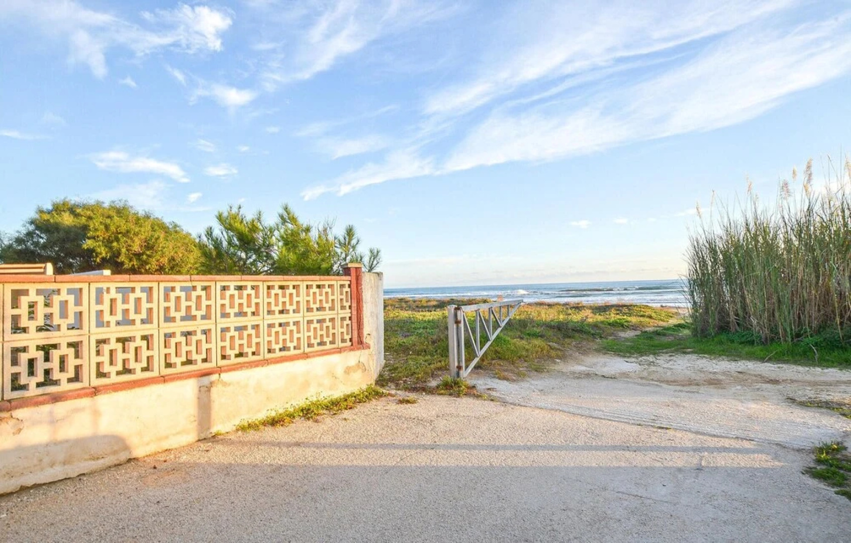 Beautiful Home in Pachino With 3 Bedrooms and Wifi