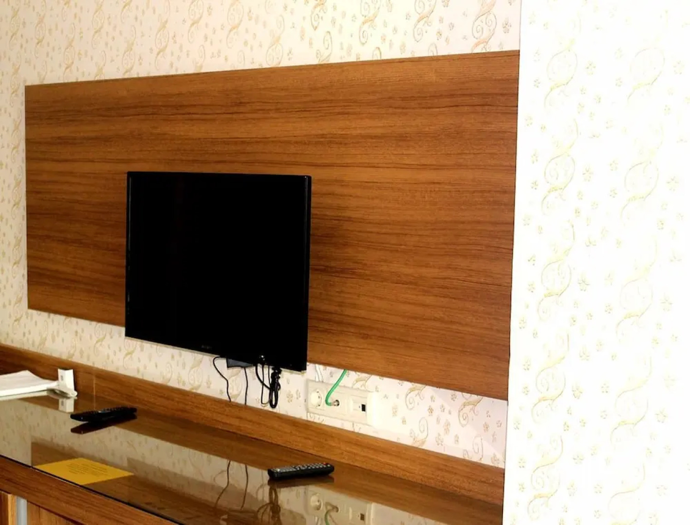 Tekirhan Otel & Lokanta