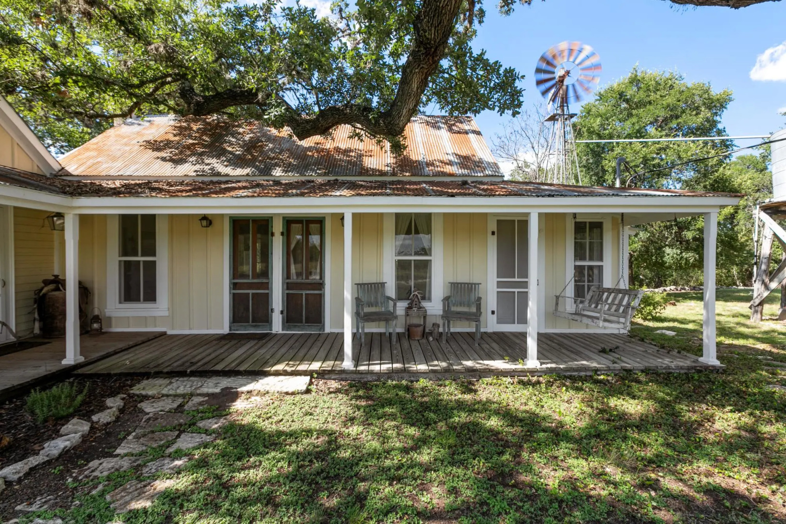 Annies River Cottage