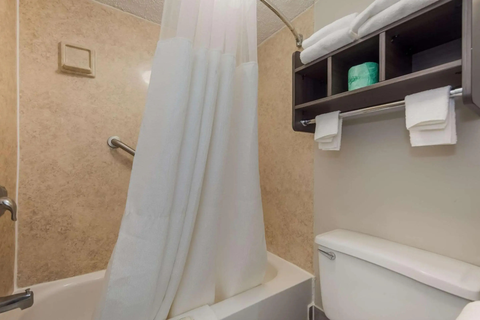 Quality Inn Charleston - West Ashley