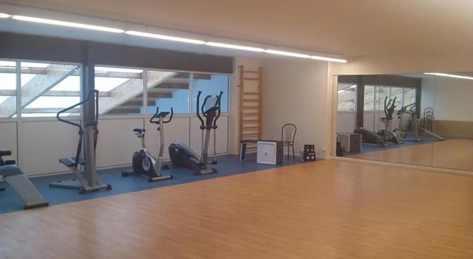 Bungalow With 3 Bedrooms in Saint-jean-de-monts, With Pool Access, Fur