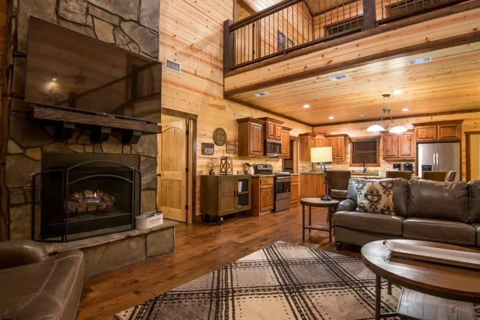 Simmer Down Lodge - 5 Br Cabin