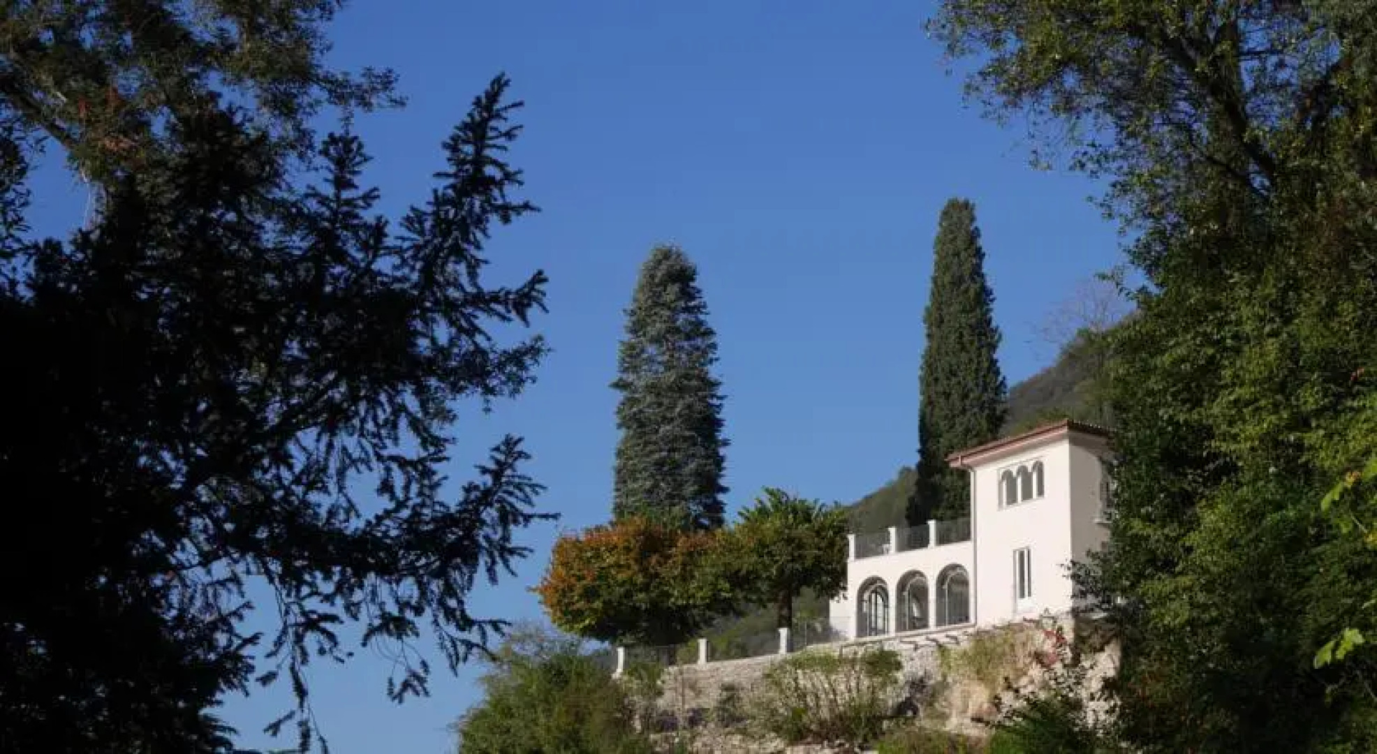 Pavilion by Villa Lario