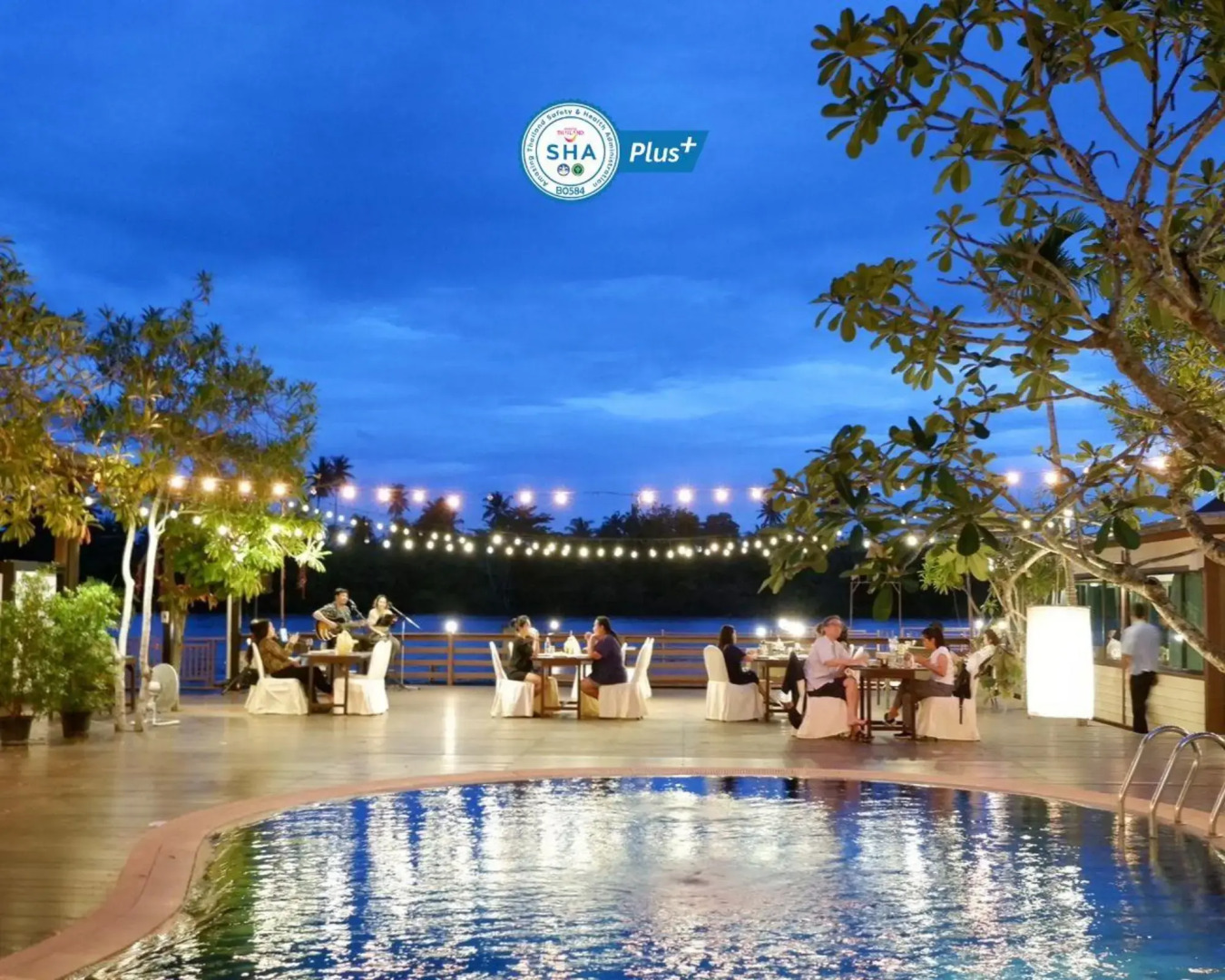 Baan Amphawa Resort & Spa