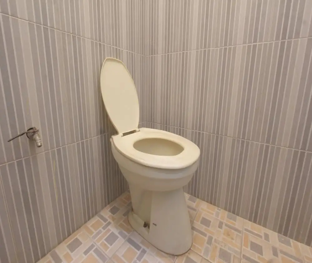 Hotel O Losmen Ida Near PT. Narmada Awet Muda (Pabrik Lingsar)