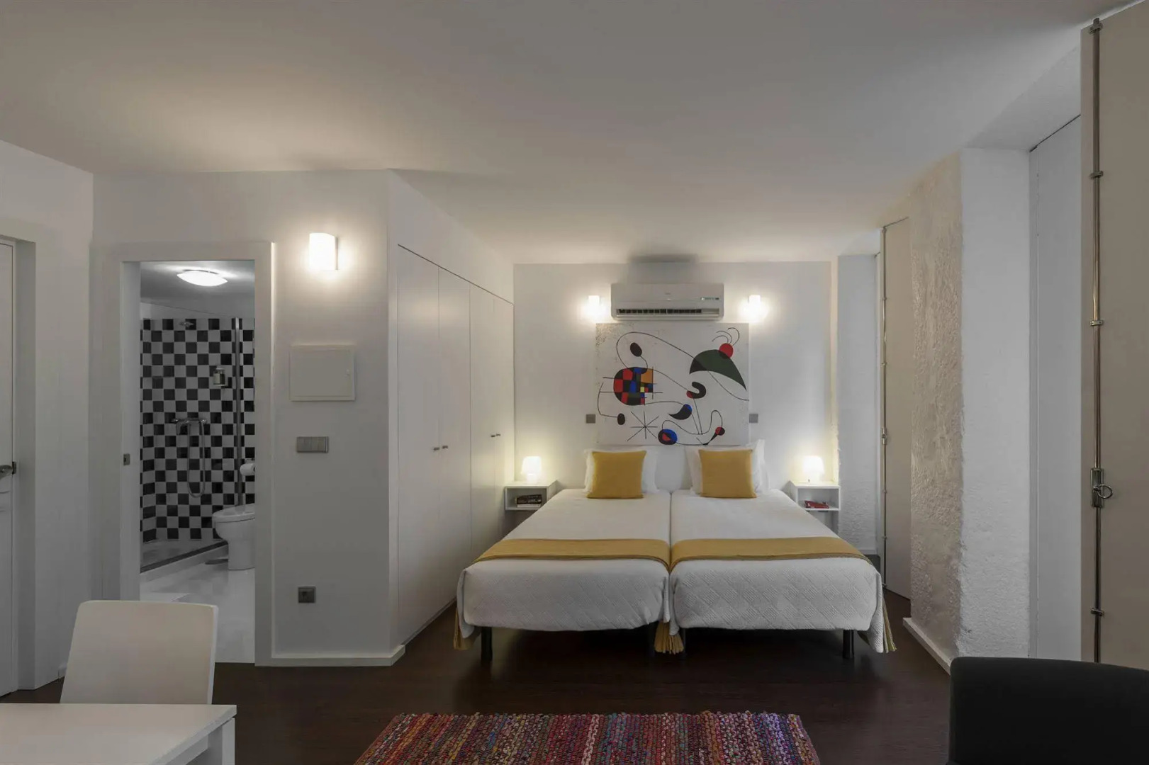 Olala Fine Arts Studios