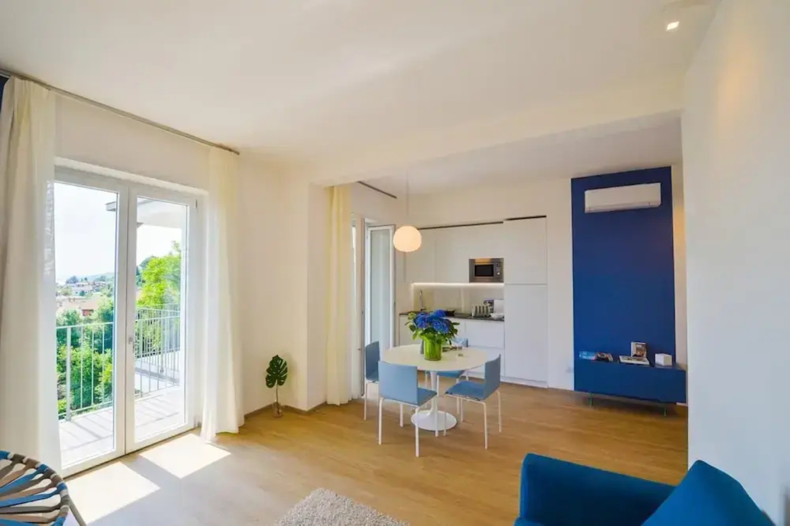 The View-sky Design apt With Terrace Lake View