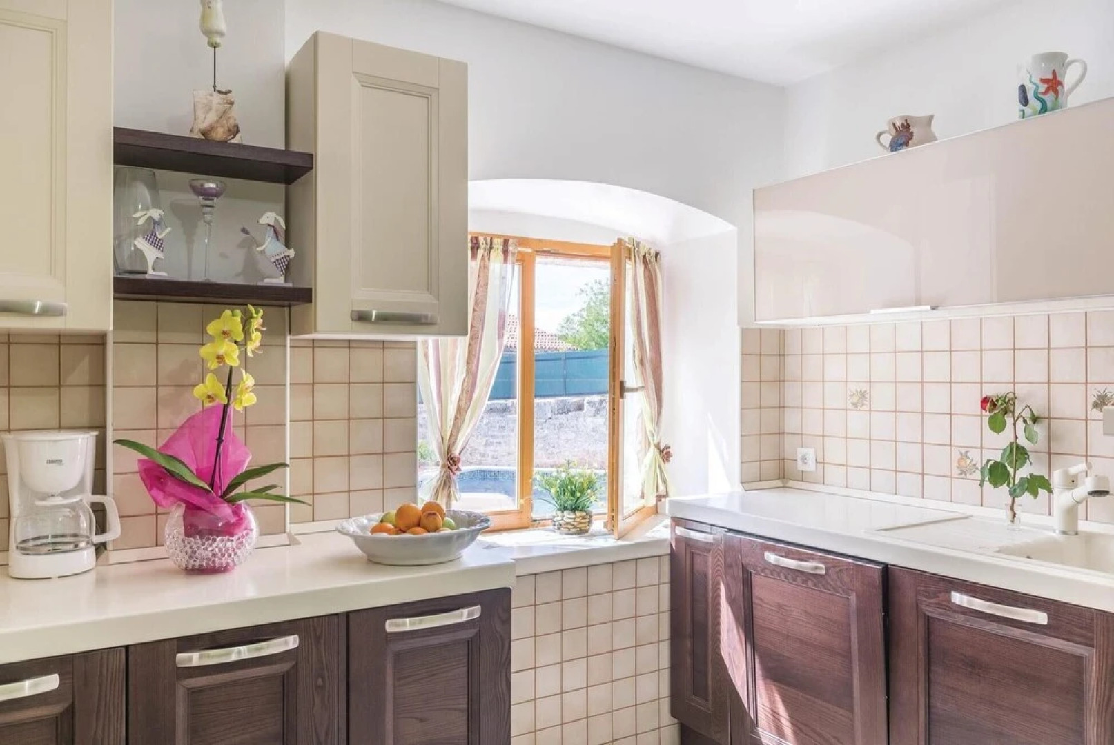 Beautiful Home in Orbanici With Wifi and 3 Bedrooms