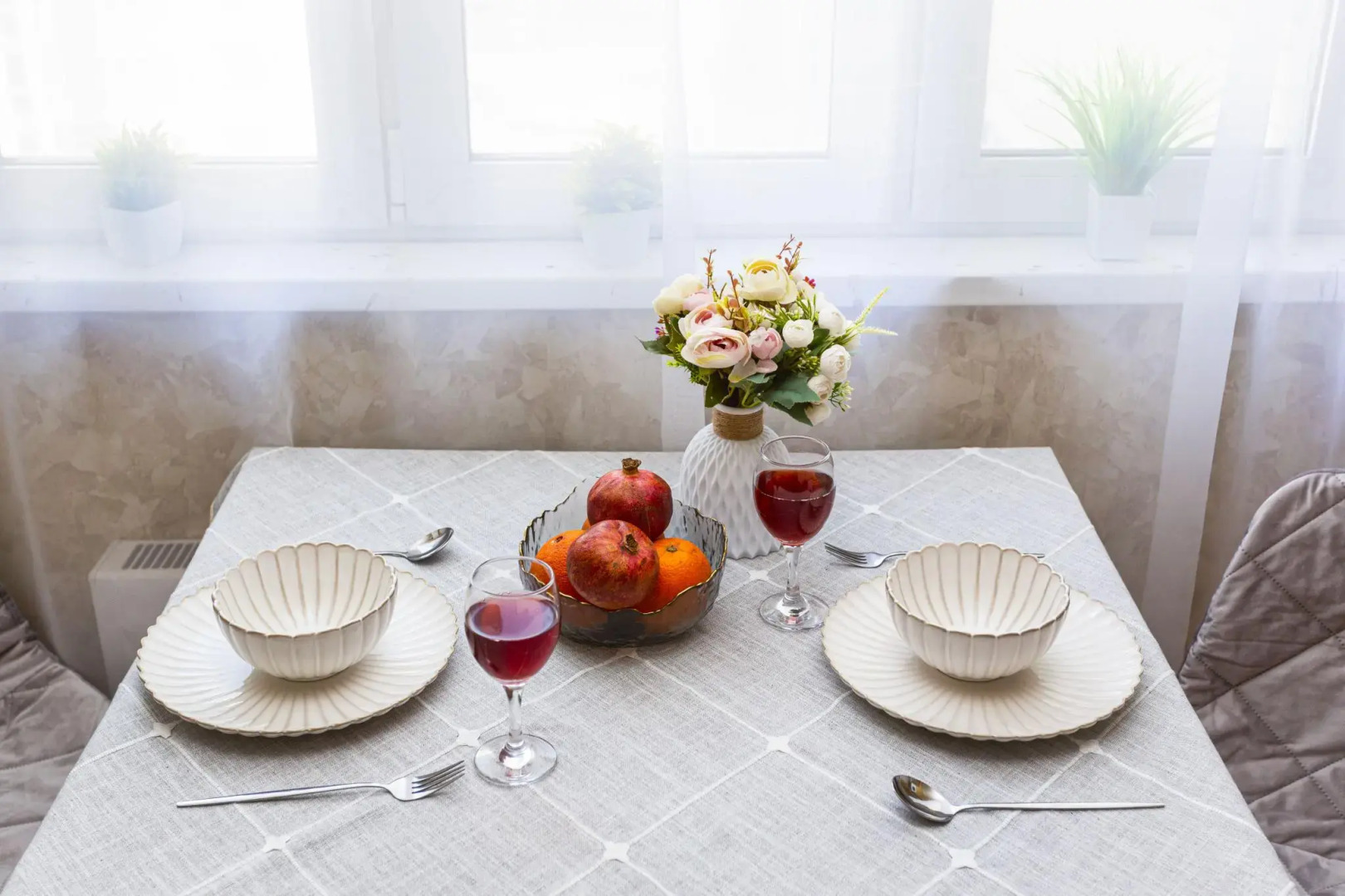 Moment House (Момент Хаус) на проспекте Советский 98