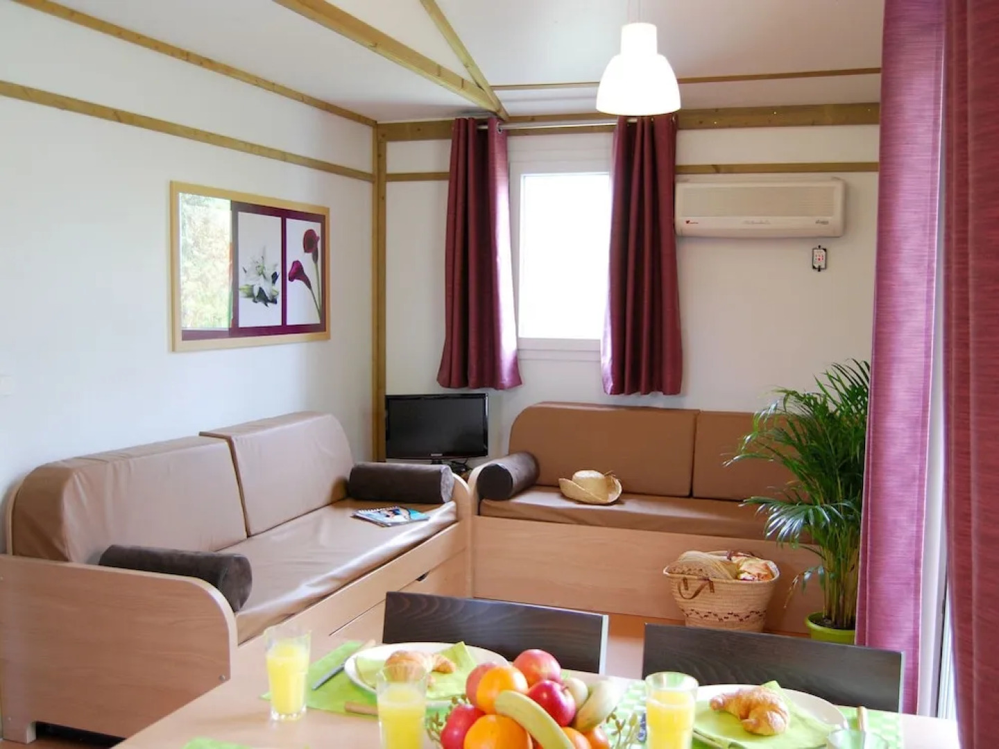 Detached Chalet With Dishwasher, on the Banks of the Lot