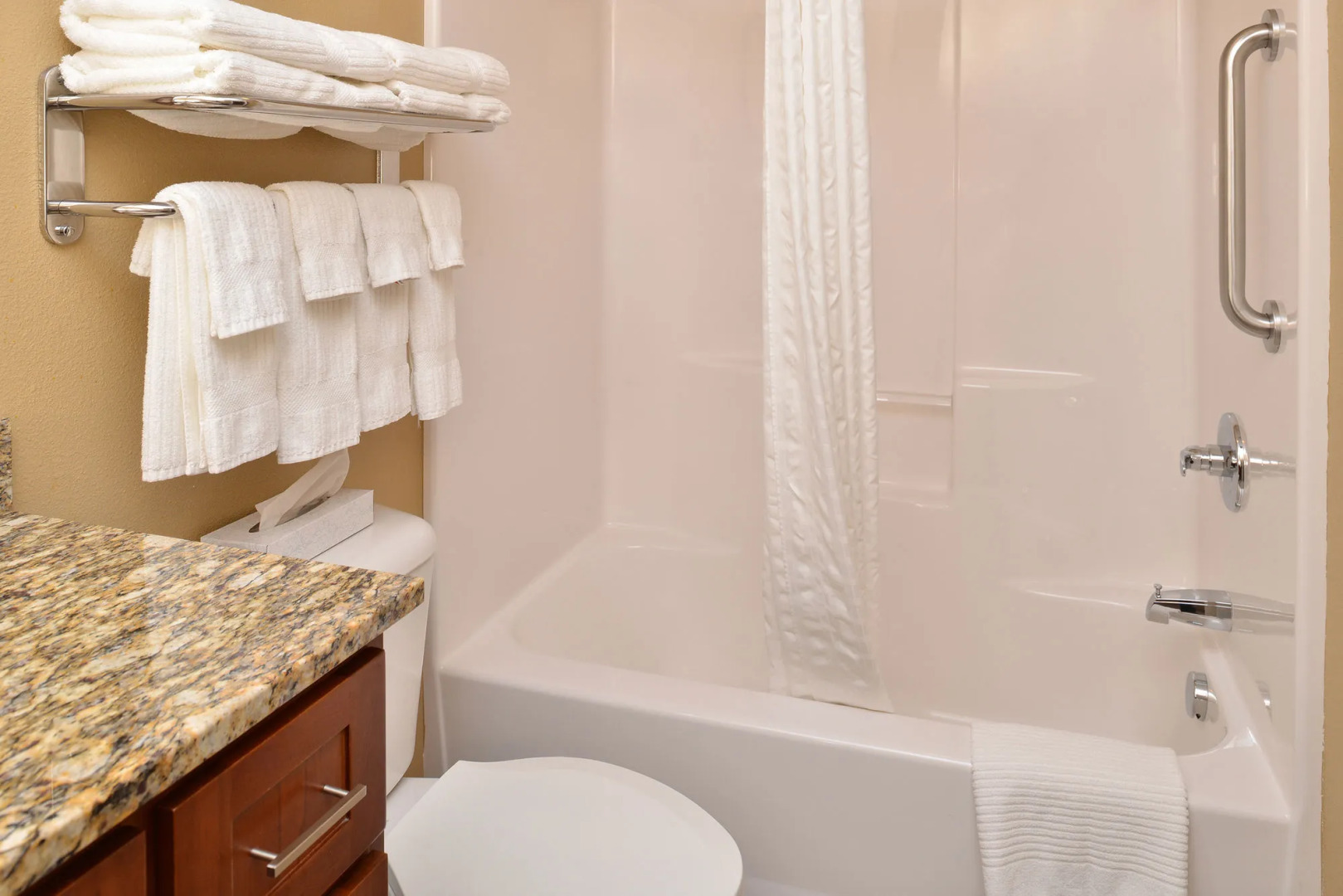 Candlewood Suites Williston by IHG