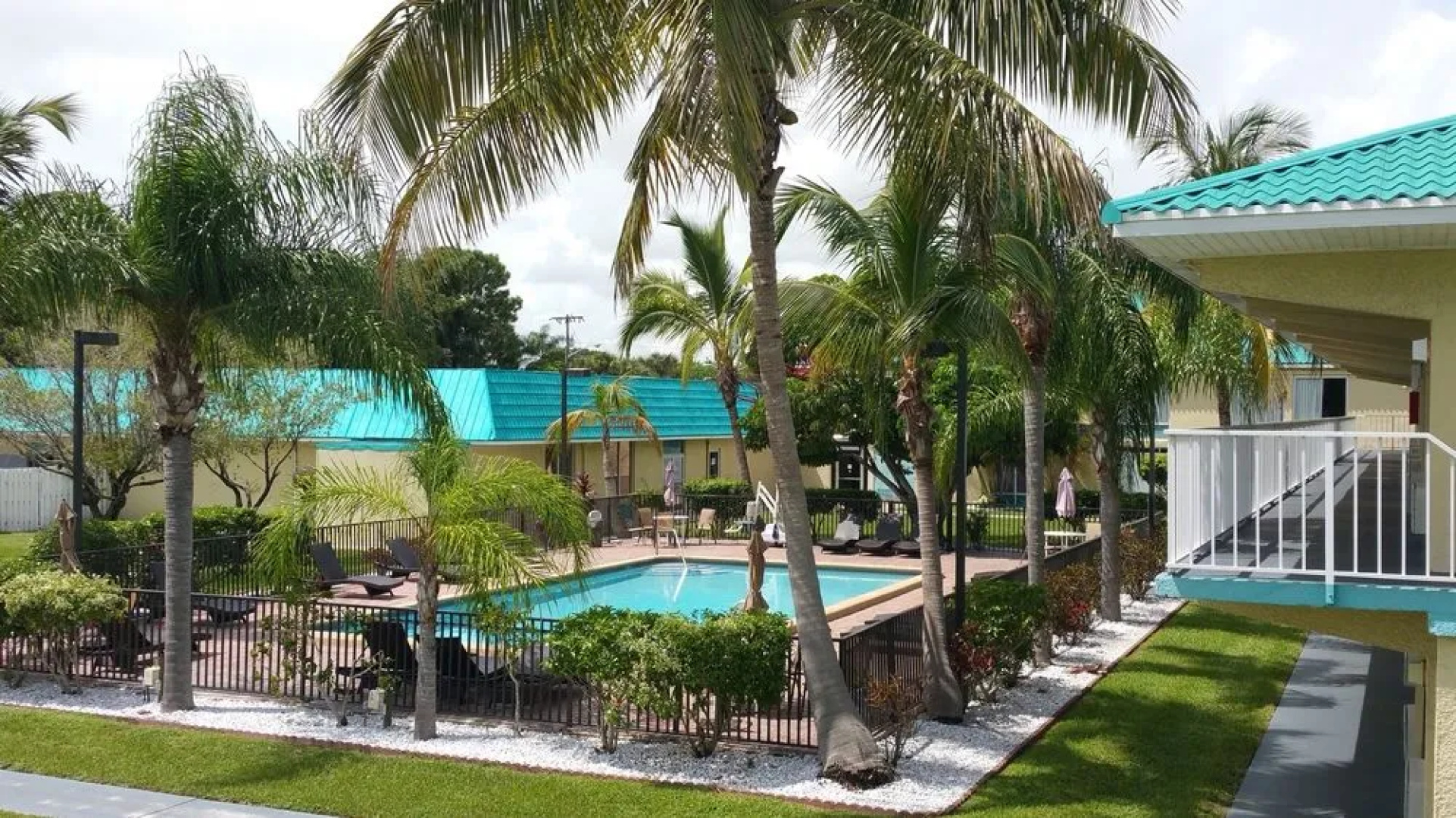Days Inn by Wyndham Fort Pierce Midtown