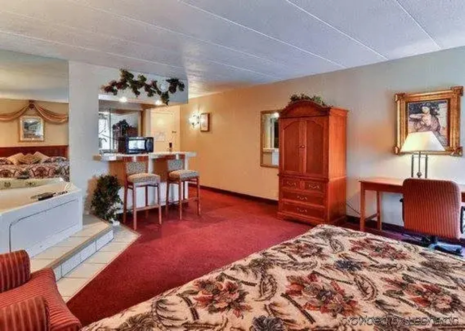 Rodeway Inn & Suites & Conference Center